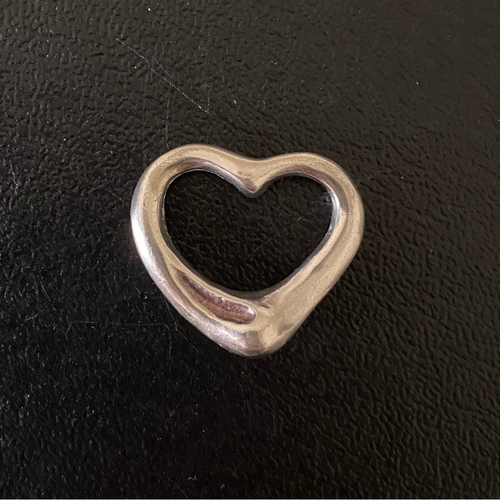 Authentic Tiffany & Co. - Open Heart Pendant - Picture 2 of 2